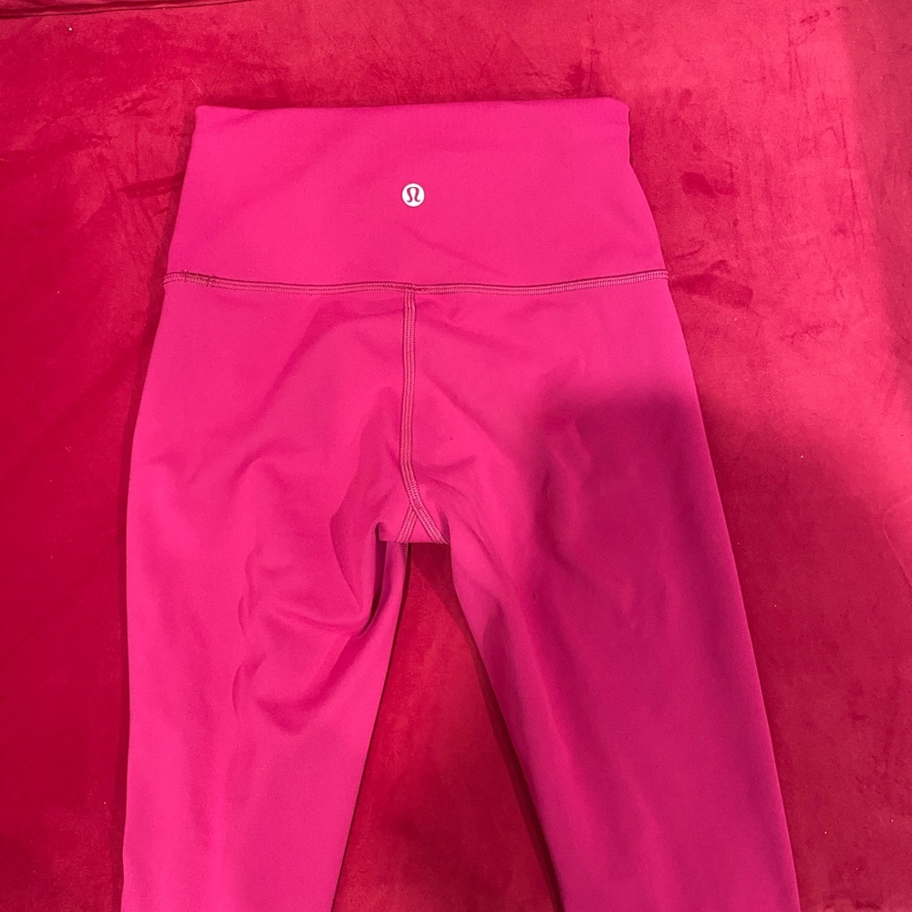 Lululemon Wunder Train 25” inseam